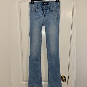 Hollister low rise bootcut size 00R